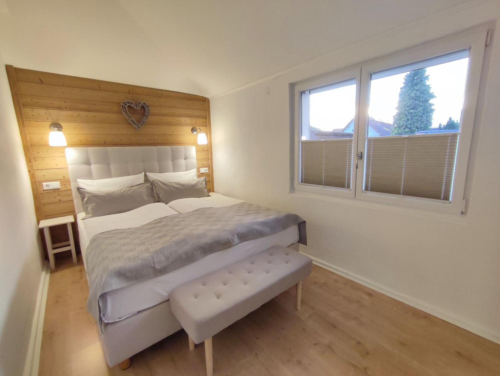 Boutique-Hotel Krone Denzlingen Bilik gambar